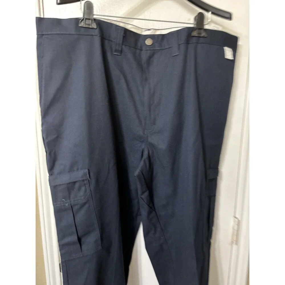 Dickies Men’s Cargo Pants Blue Size 44 UU Length 33.5 Work Pant NEW WITH TAGS